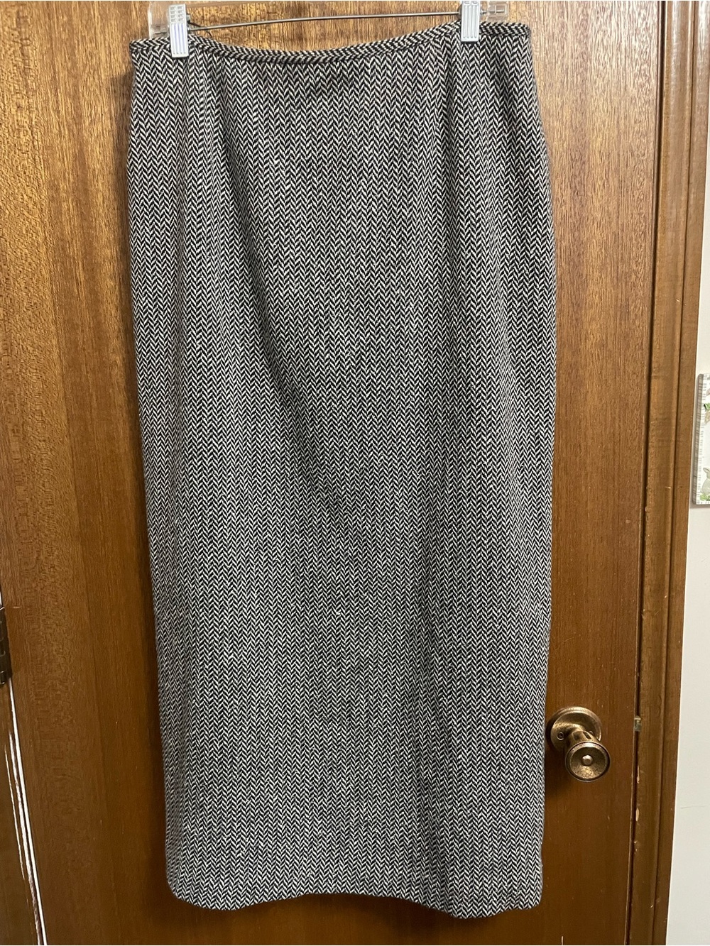 Vintage wool, cashmere, silk plus size Black & White Herringbone Pencil Skirt